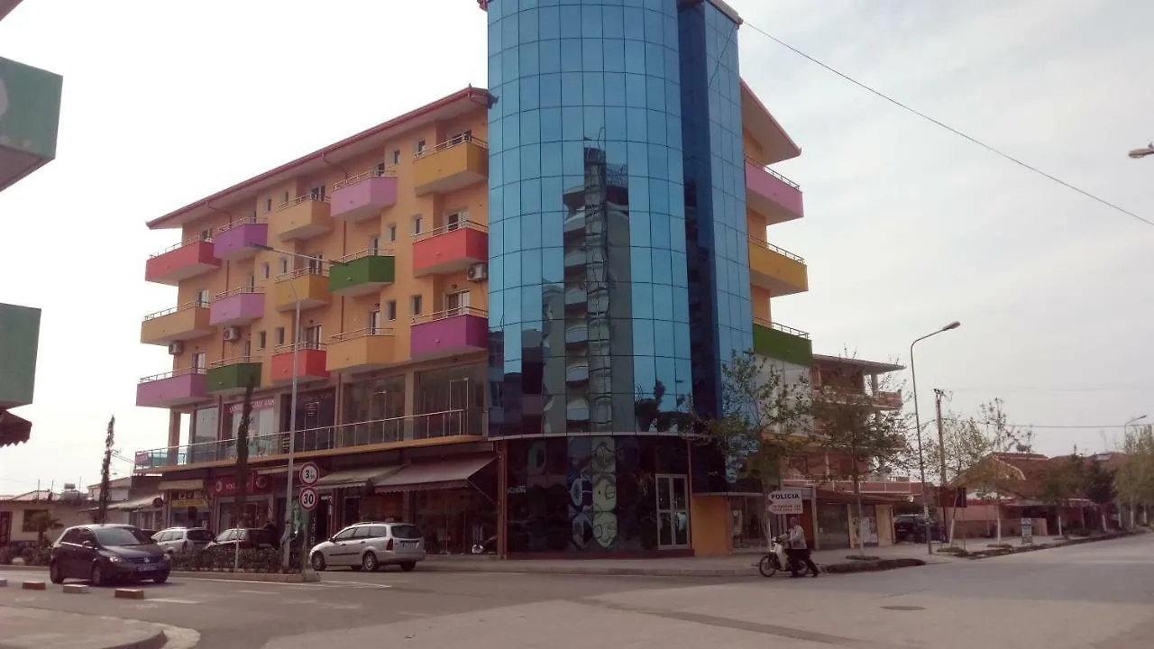 Andrea Bashuri Hotel Divjake Albania